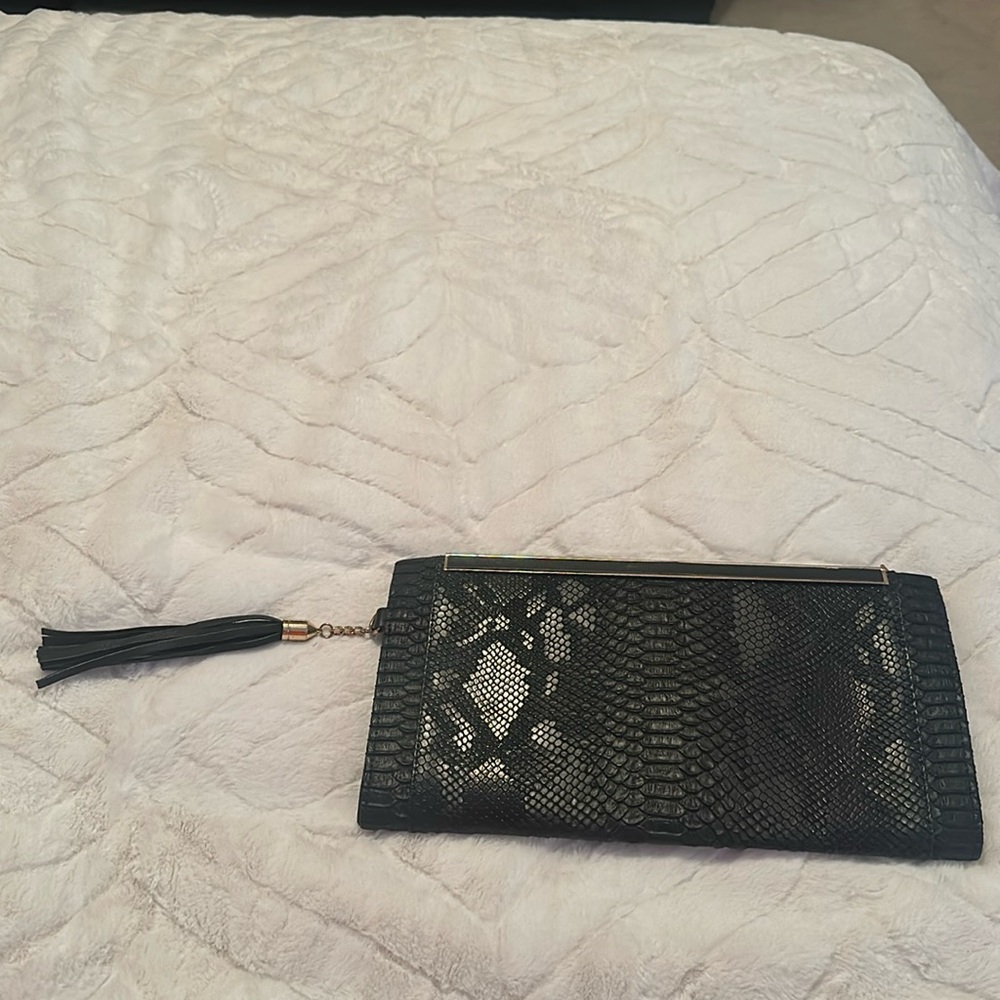 Cute black women’s handbag clutch